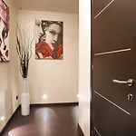Residenza Doro- 24x7 Check-in בית הארחה רומא