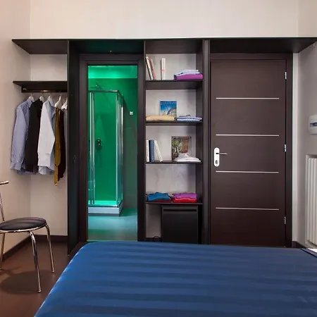 בית הארחה Residenza Doro- 24x7 Check-in 3*