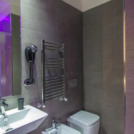 Residenza Doro- 24x7 Check-in בית הארחה רומא