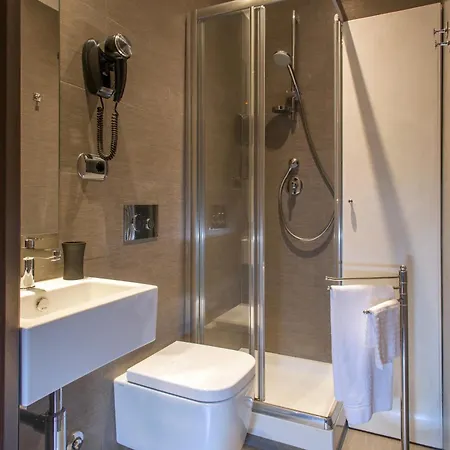 Residenza Doro- 24x7 Check-in 3* רומא