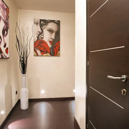 Residenza Doro- 24x7 Check-in بيت ضيافة روما