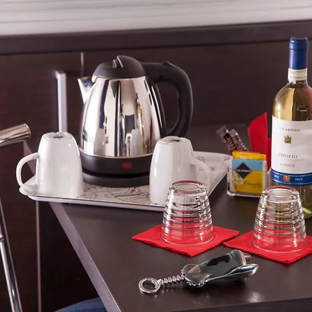 Residenza Doro- 24x7 Check-in Rome