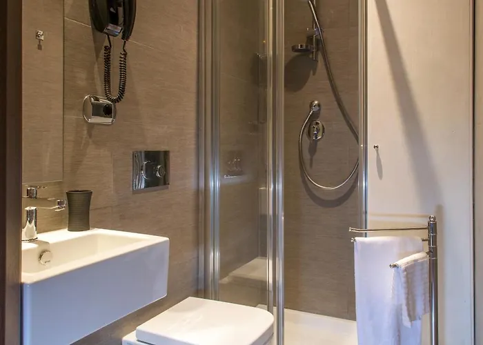 Residenza Doro- 24x7 Check-in 3* Róma